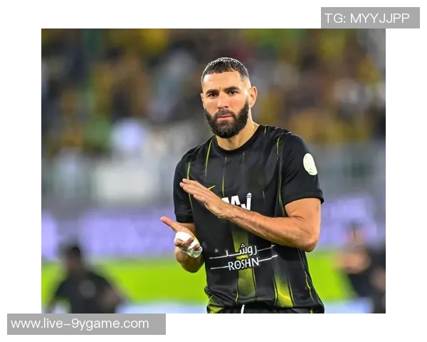 利雅得新月与本泽马谈判陷入僵局未来合作前景堪忧